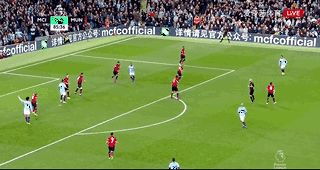 状态火热！杰伦威19中11轰赛季新高25分