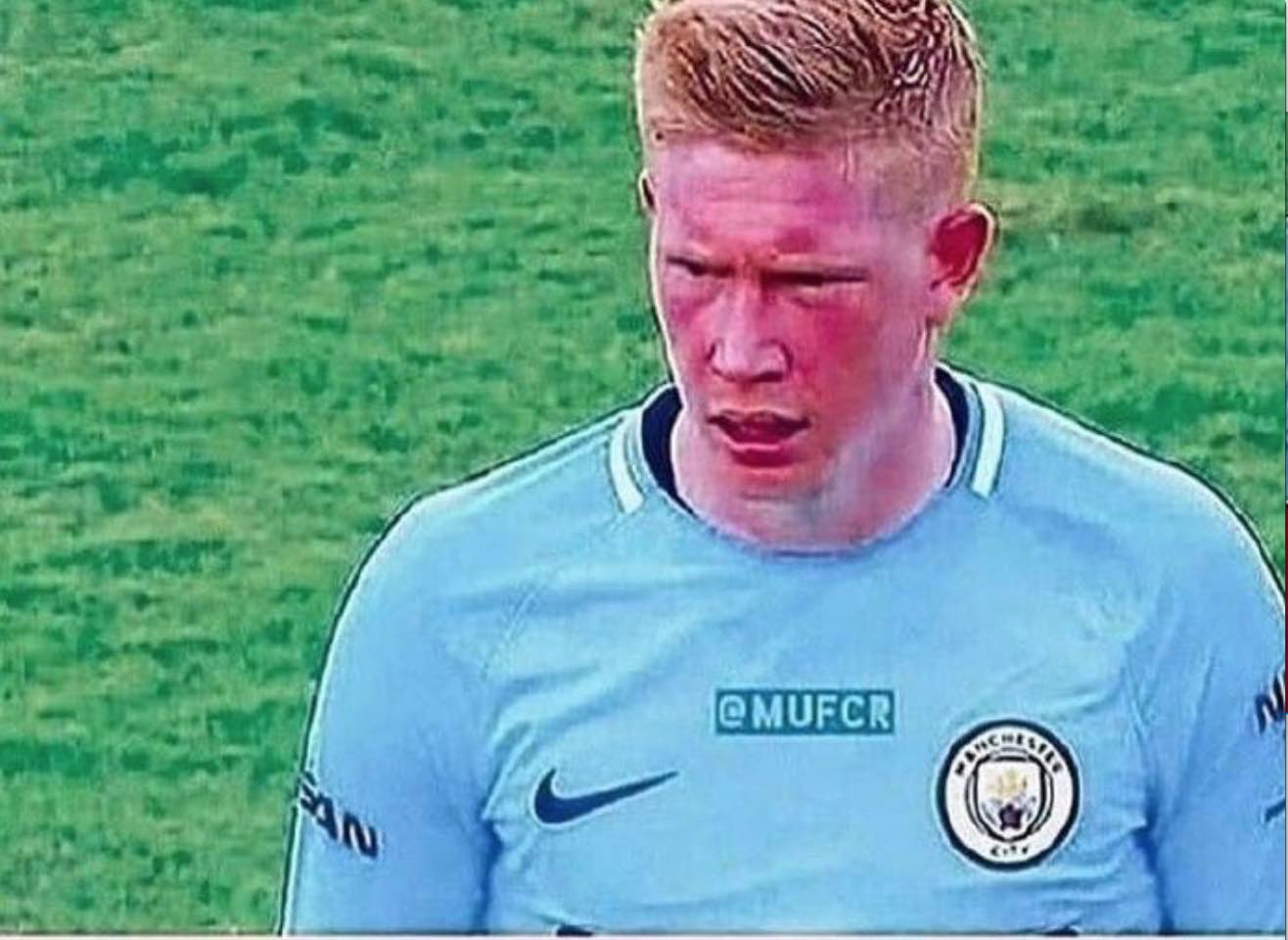 记者：卡马文加腿筋疼痛，可能缺席法国与乌克兰的比赛