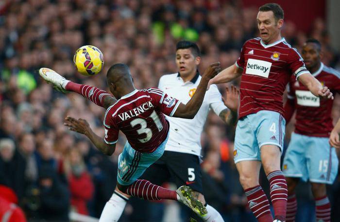 铜梁龙选帅举棋不定！张外龙或绝迹中超江湖，谢晖带队一年游？刘建业或逆袭